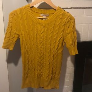 Banana Republic Cable Knit Sweater - Small